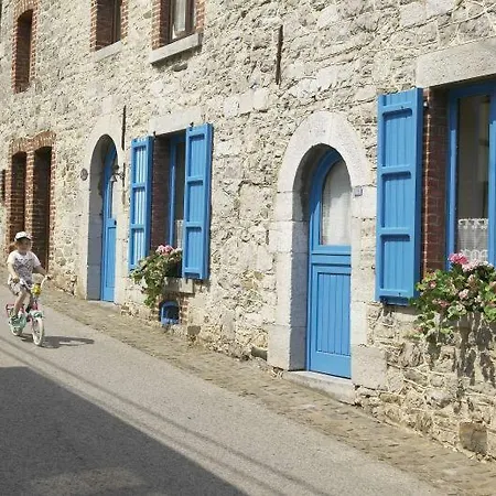 Au Val Mosan - Pairy 14 Semesterbostad Hastiere-par-dela